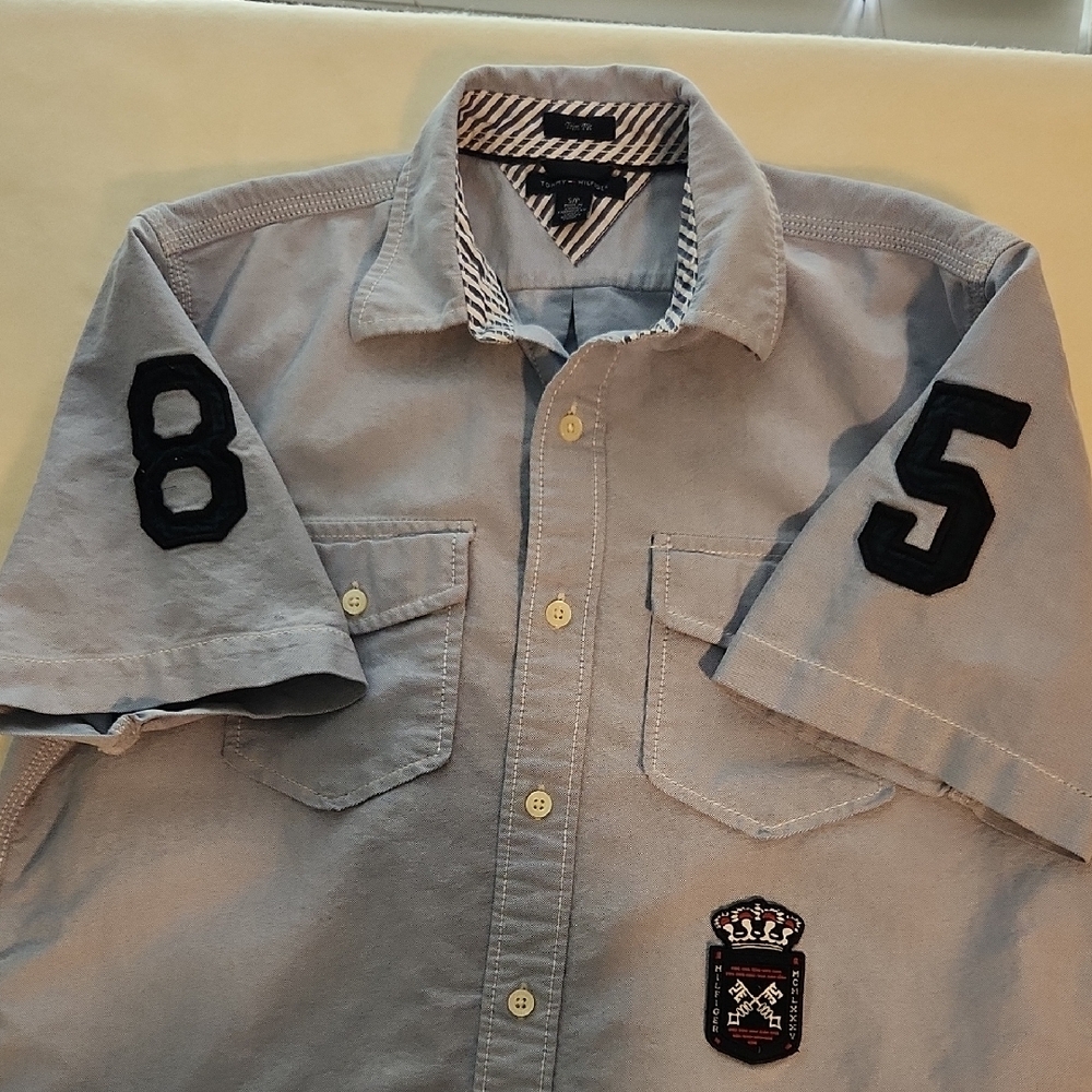 Tommy Hilfiger Embroidered Shield Crest Patch and Numbered Sleeves Rugby Preppy - Picture 5 of 8